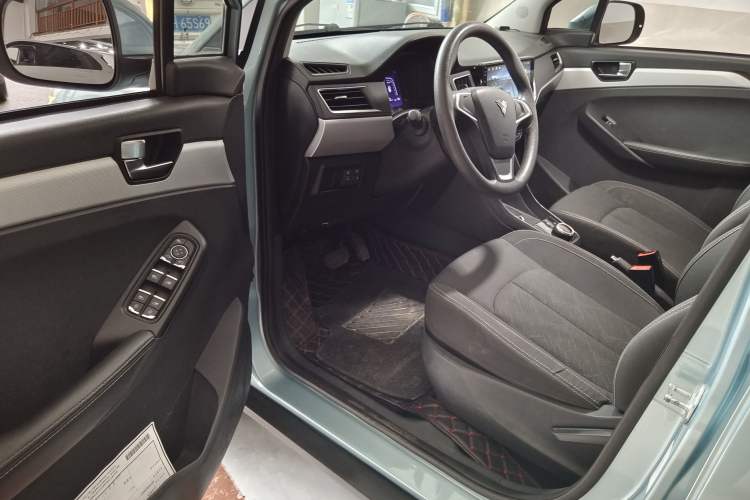 Used NETA N01 2019 380V Interior 3