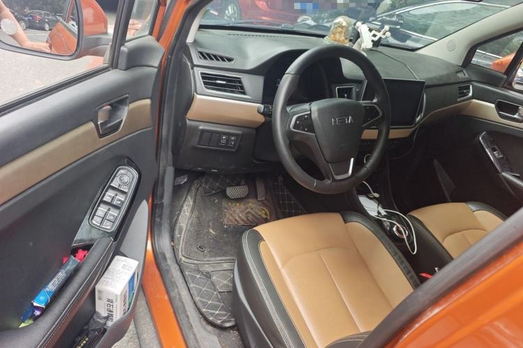 Used NETA N01 2019 380e Driver Seat
