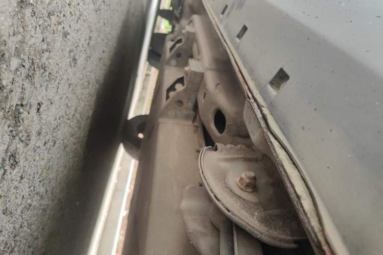 Used NETA N01 2019 380V Chassis Front Left