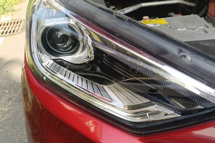 Used NETA N01 2019 380s Right Front Headlight