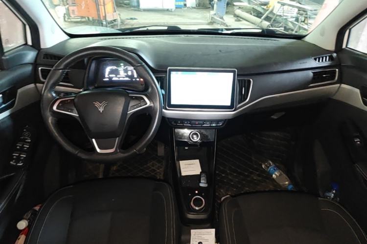 Used NETA N01 2019 380V Center Console