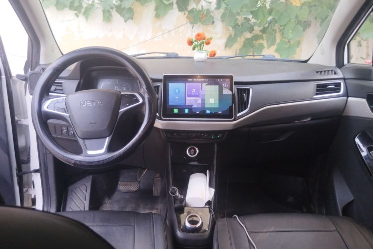 Used NETA N01 2019 380e Center Console
