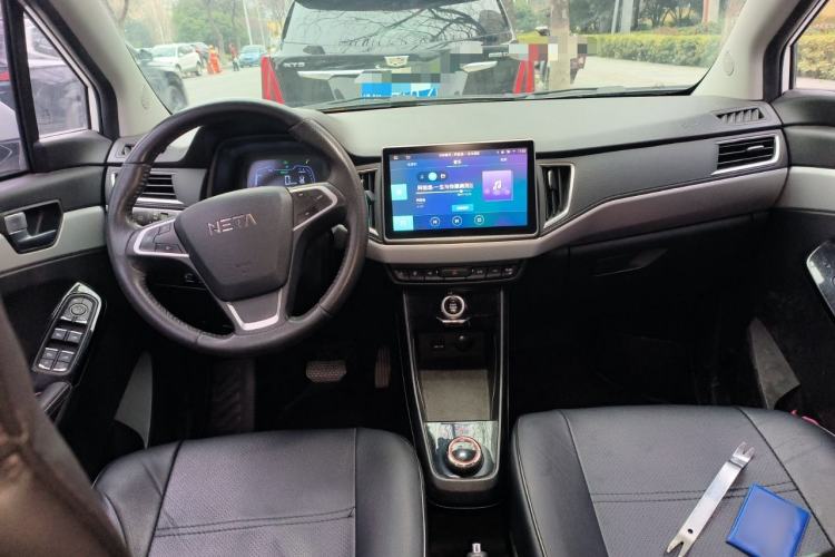 Used NETA N01 2019 380e Center Console