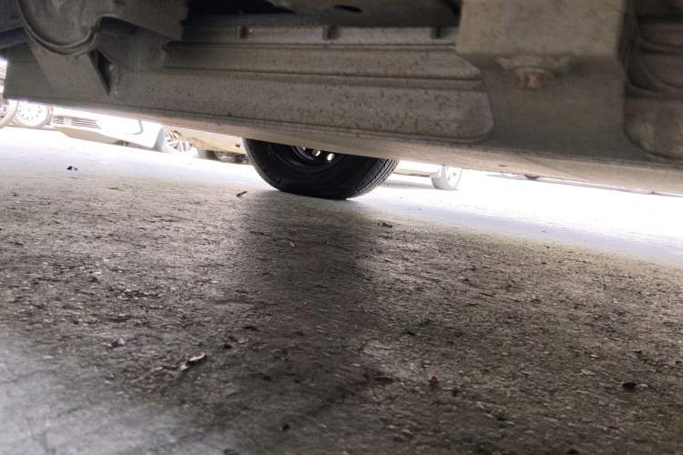 Used NETA N01 2019 380V Chassis Front Right