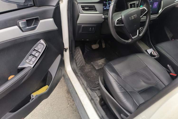 Used NETA N01 2019 380e Driver Seat