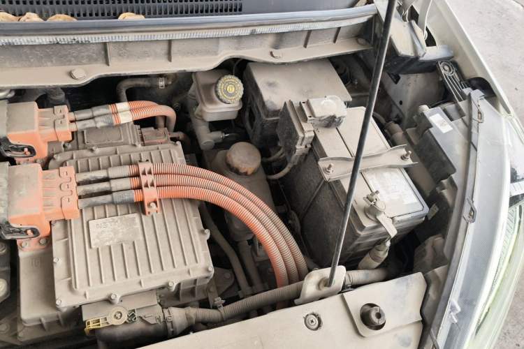 Used NETA N01 2019 380i Engine Bay Left