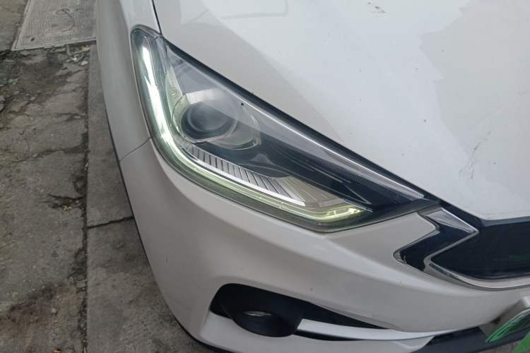 Used NETA N01 2019 380i Right Front Headlight