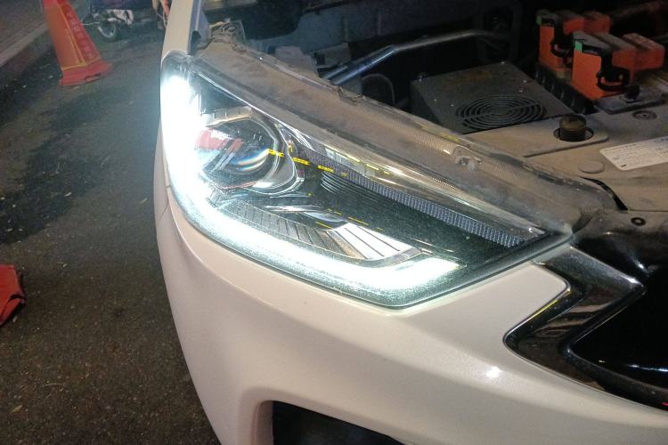 Used NETA N01 2019 380e Right Front Headlight