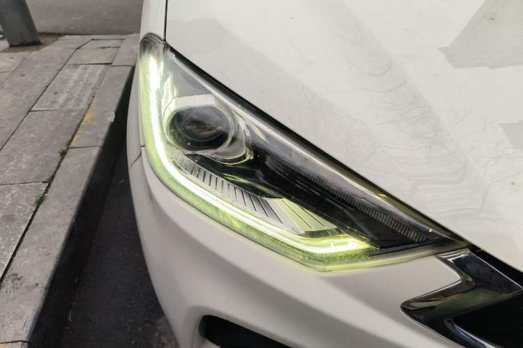 Used NETA N01 2019 380e Right Front Headlight