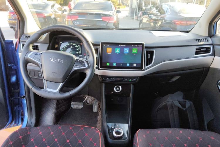 Used NETA N01 2020 380V Center Console