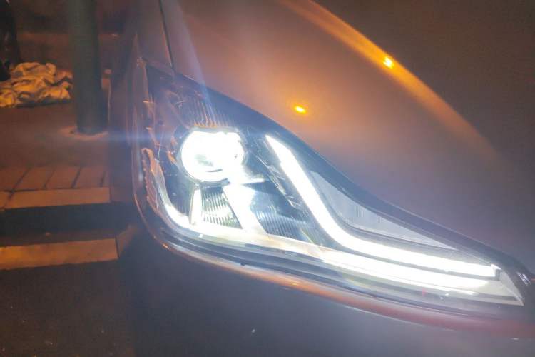 Used NETA N01 2020 380e Right Front Headlight