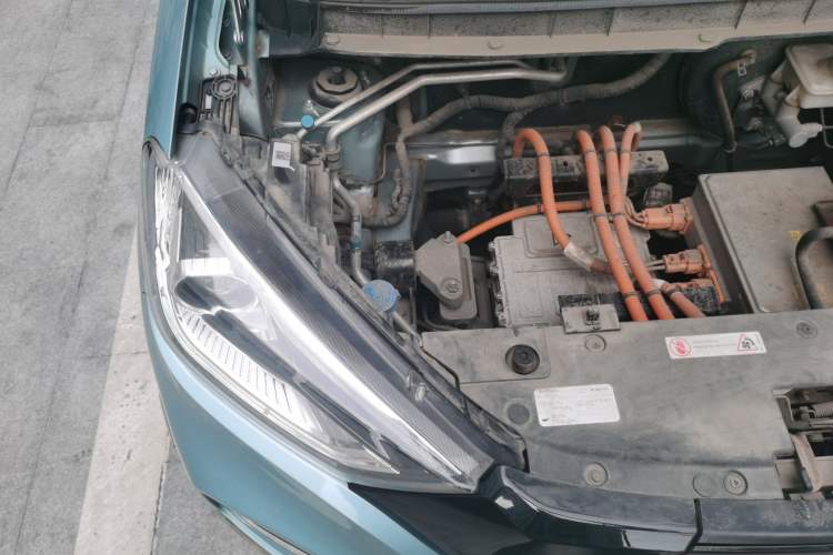Used NETA N01 2020 380V Engine Bay Right