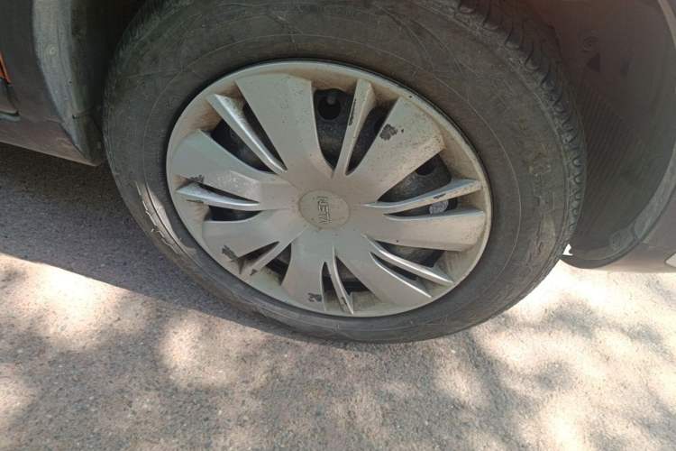 Used NETA N01 2020 380T Industry Custom Edition Right Front Wheel Hub