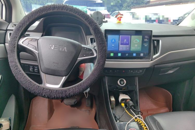 Used NETA N01 2020 430e Center Console