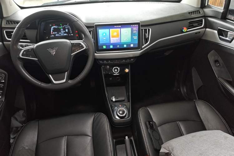 Used NETA N01 2020 430e Center Console