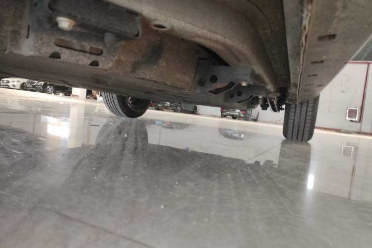 Used NETA N01 2020 380V Chassis Front Left