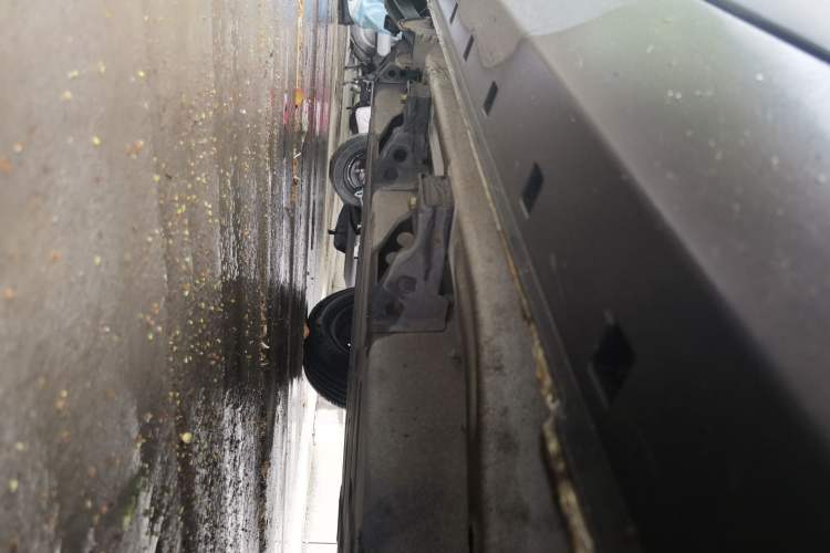Used NETA N01 2020 380V Chassis Front Right