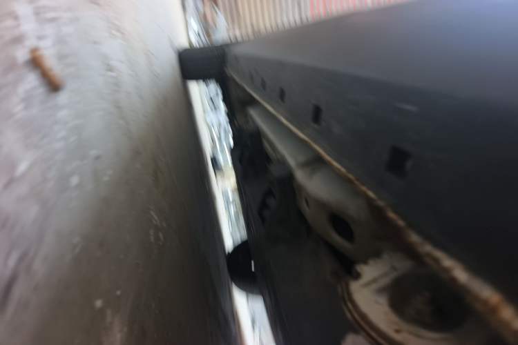 Used NETA N01 2020 380T Industry Custom Edition Chassis Rear Left