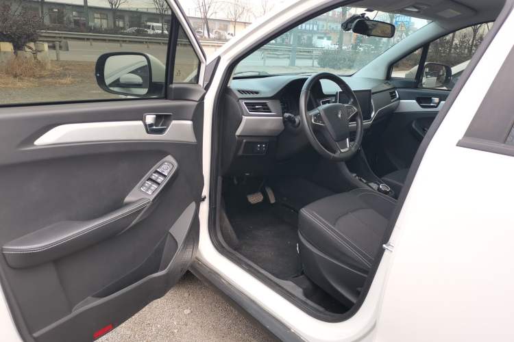 Used NETA N01 2020 390T Driver Seat