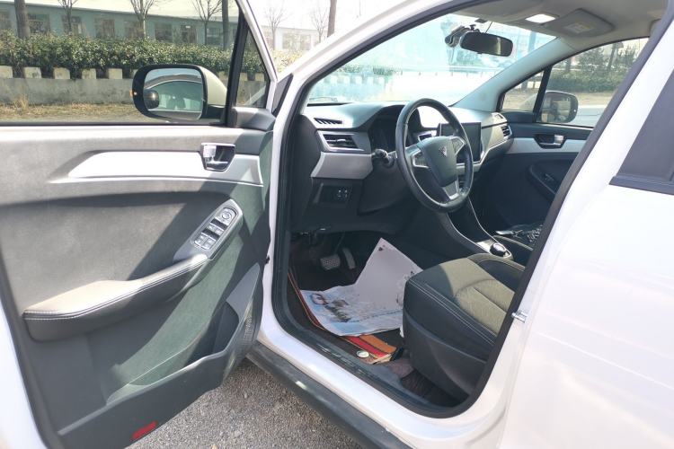 Used NETA N01 2020 390T Driver Seat