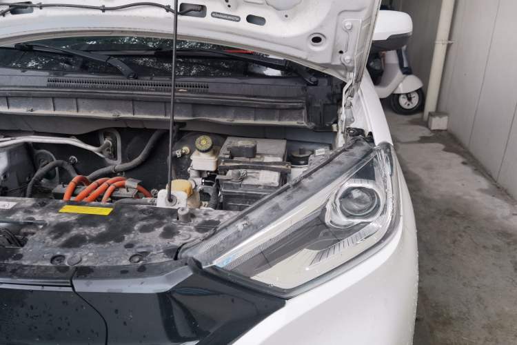 Used NETA N01 2020 380V Engine Bay Left