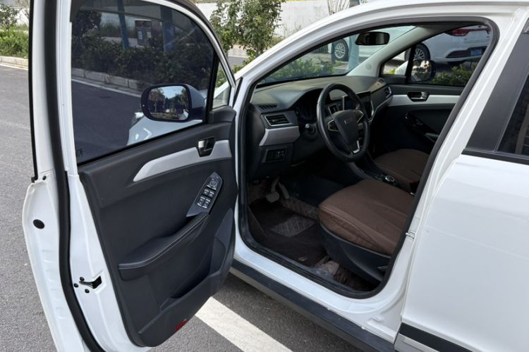 Used NETA N01 2020 Revised Version 430V Interior 4