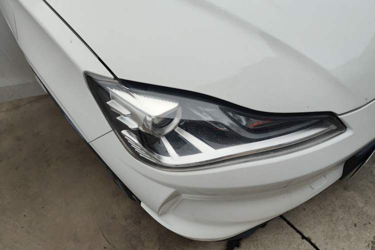 Used NETA N01 2020 Revised Version 430V Right Front Headlight