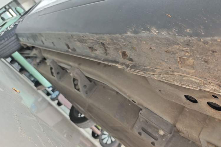 Used NETA N01 2020 430e Right Side Sill