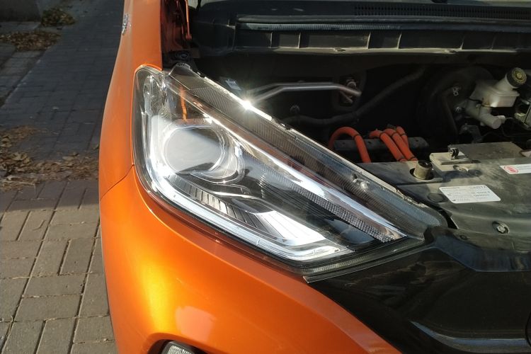 Used NETA N01 2020 Revised Version 430V Right Front Headlight