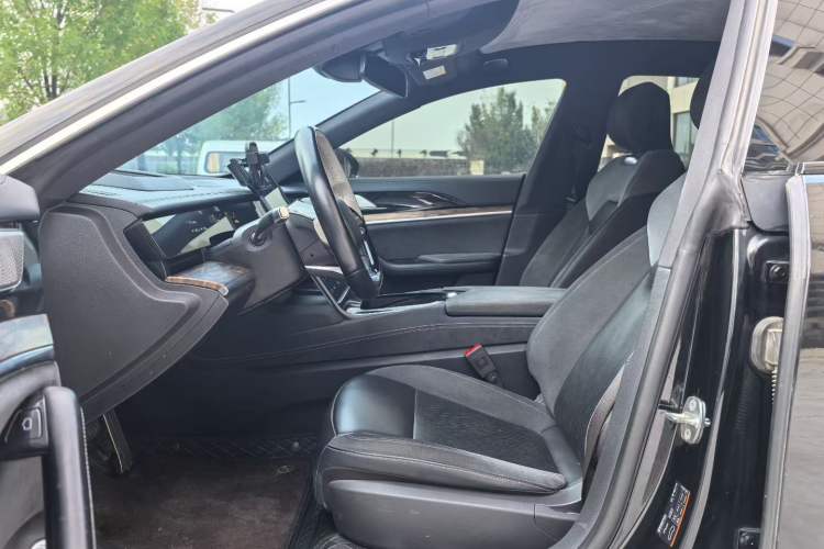 Used NETA S 2022 All-Electric 715 km Range Rear-Drive Deluxe Version Interior 2