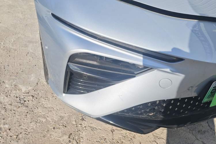 Used NETA S 2022 All-Electric 650 km Four-Wheel Drive Premium Version Exterior 6