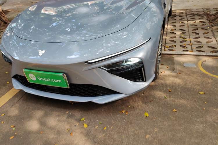 Used NETA S 2024 Pure Electric 520km Rear-Drive Lite Version Left Front Headlight