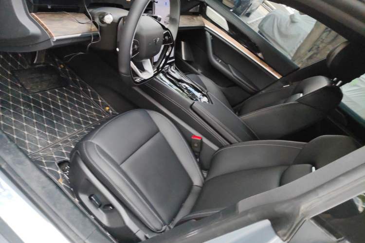 Used NETA S 2024 Pure Electric 520km Rear-Drive Lite Version Left Front Seat