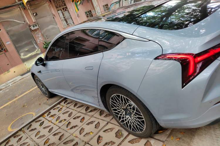 Used NETA S 2024 Pure Electric 520km Rear-Drive Lite Version Left Side