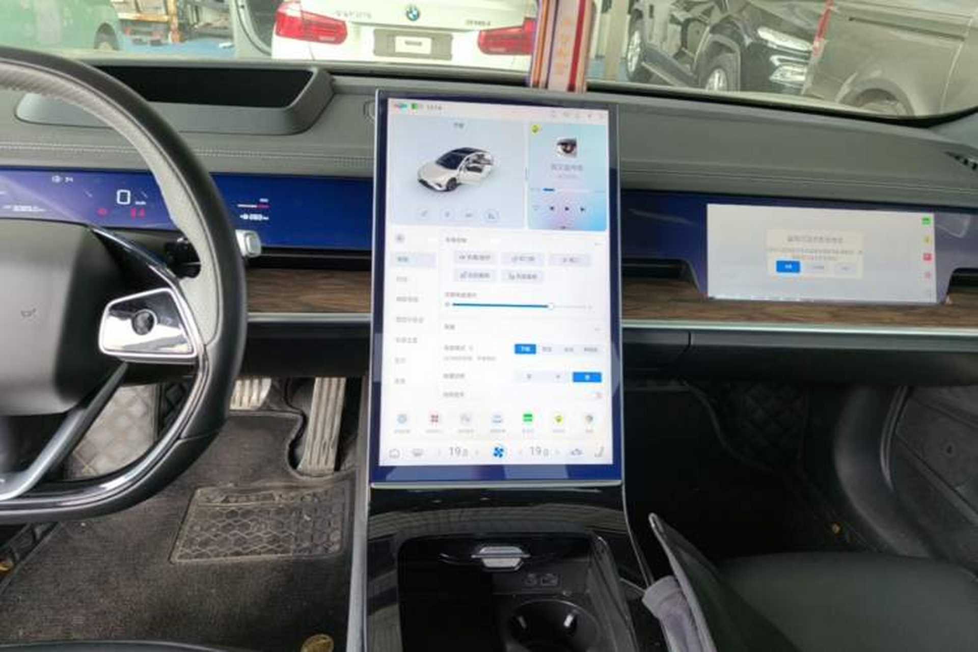 Used NETA S 2022 All-Electric 650 km Four-Wheel Drive Premium Version Audio And AC Panel