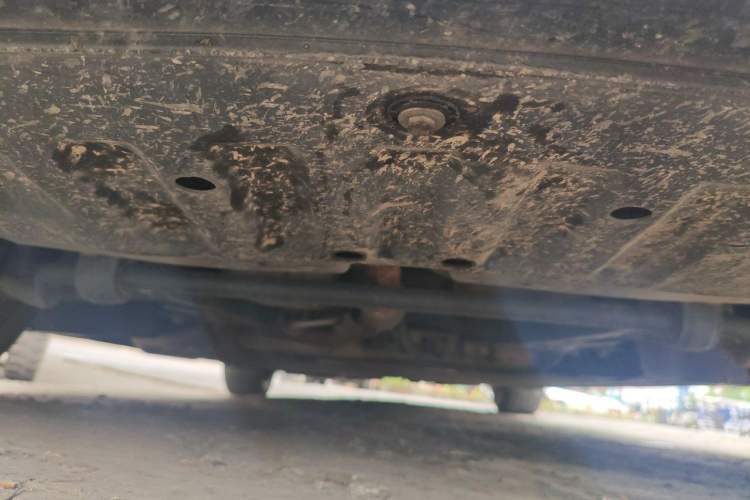 Used NETA S 2022 Extended-Range Version 1160 km Range Rear-Wheel-Drive Compact Edition Chassis Front
