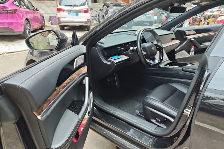Used NETA S 2022 Extended-Range Version 1160 km Range Rear-Wheel-Drive Compact Edition Driver Seat