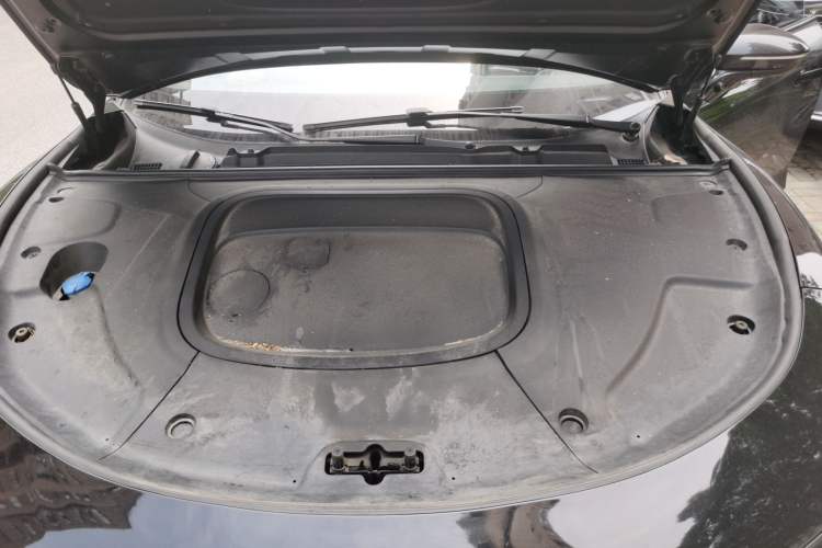 Used NETA S 2022 Extended-Range Version 1160 km Range Rear-Wheel Drive Mid-Grade Engine Bay