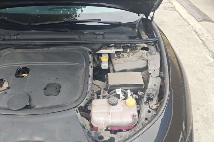 Used NETA S 2022 Extended-Range Version 1160 km Range Rear-Wheel-Drive Compact Edition Engine Bay Left