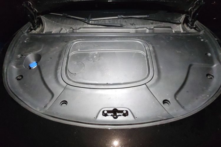 Used NETA S 2022 Extended-Range Version 1160 km Range Rear-Wheel-Drive Compact Edition Engine Bay