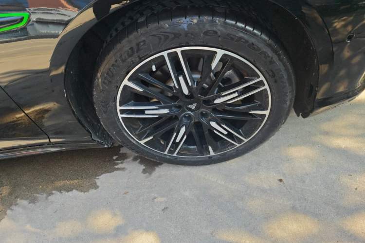 Used NETA S 2022 Extended-Range Version 1160 km Range Rear-Wheel Drive Mid-Grade Exterior 1