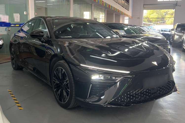 Used NETA S 2022 Extended-Range Version 1160 km Range Rear-Wheel-Drive Compact Edition Exterior 2
