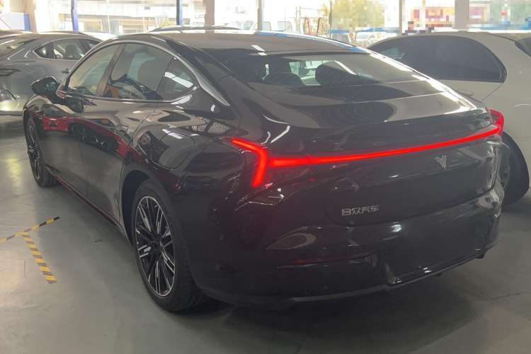 Used NETA S 2022 Extended-Range Version 1160 km Range Rear-Wheel-Drive Compact Edition Exterior 5