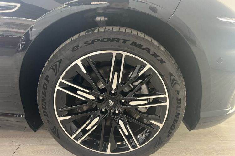 Used NETA S 2022 Extended-Range Version 1160 km Range Rear-Wheel-Drive Compact Edition Exterior 8