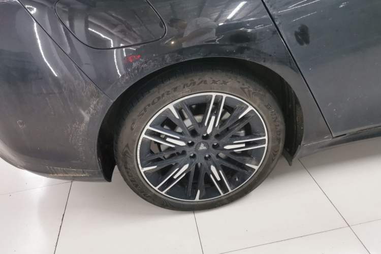 Used NETA S 2022 Extended-Range Version 1160 km Range Rear-Wheel Drive Mid-Grade Exterior 8