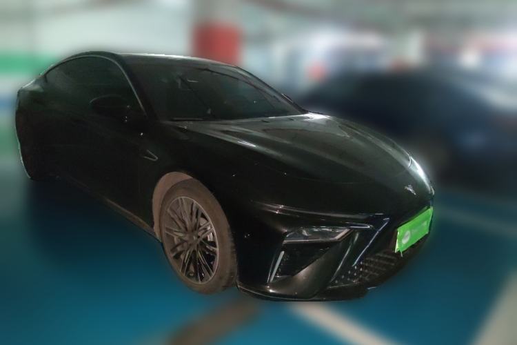 Used NETA S 2022 Extended-Range Version 1160 km Range Rear-Wheel-Drive Compact Edition Front Right 45 Deg