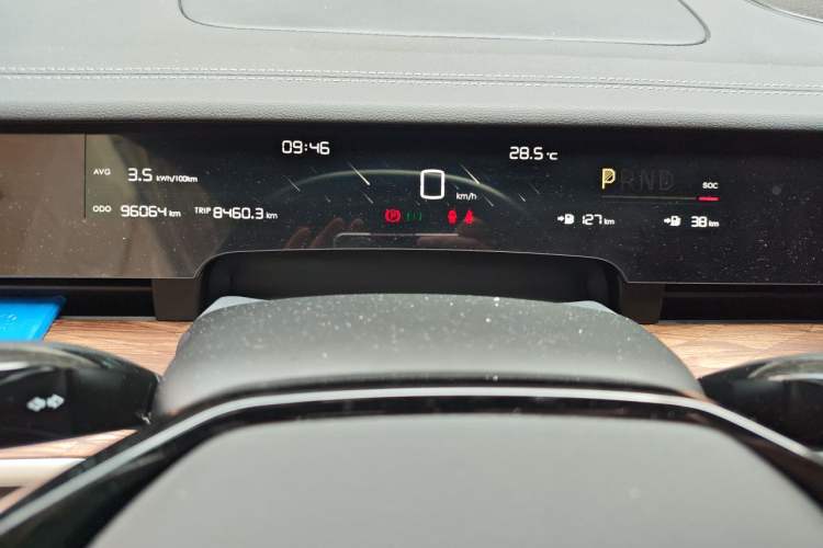 Used NETA S 2022 Extended-Range Version 1160 km Range Rear-Wheel-Drive Compact Edition Instrument Cluster