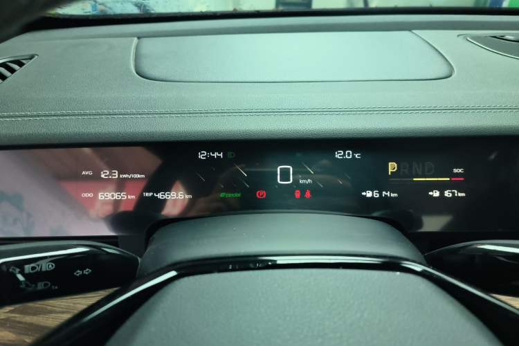 Used NETA S 2022 Extended-Range Version 1160 km Range Rear-Wheel Drive Mid-Grade Instrument Cluster