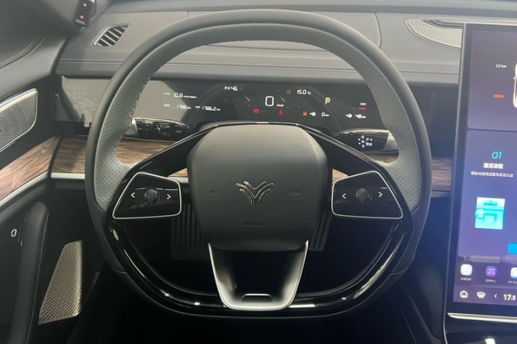 Used NETA S 2022 Extended-Range Version 1160 km Range Rear-Wheel-Drive Compact Edition Interior 8