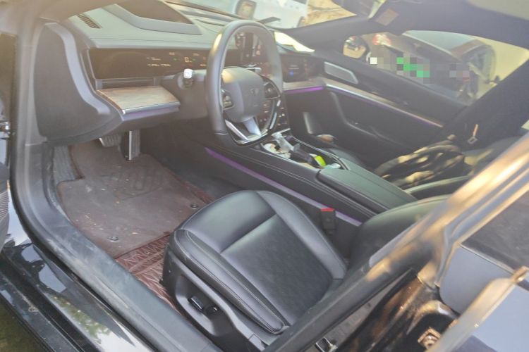 Used NETA S 2022 Extended-Range Version 1160 km Range Rear-Wheel Drive Mid-Grade Left Front Seat